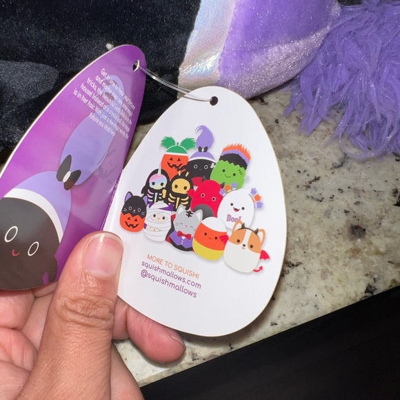 New Bella the Spider Halloween Squishmallows - Picture 9 of 9